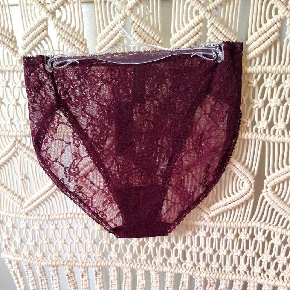 NWT Lace Burgundy Women's Intimate